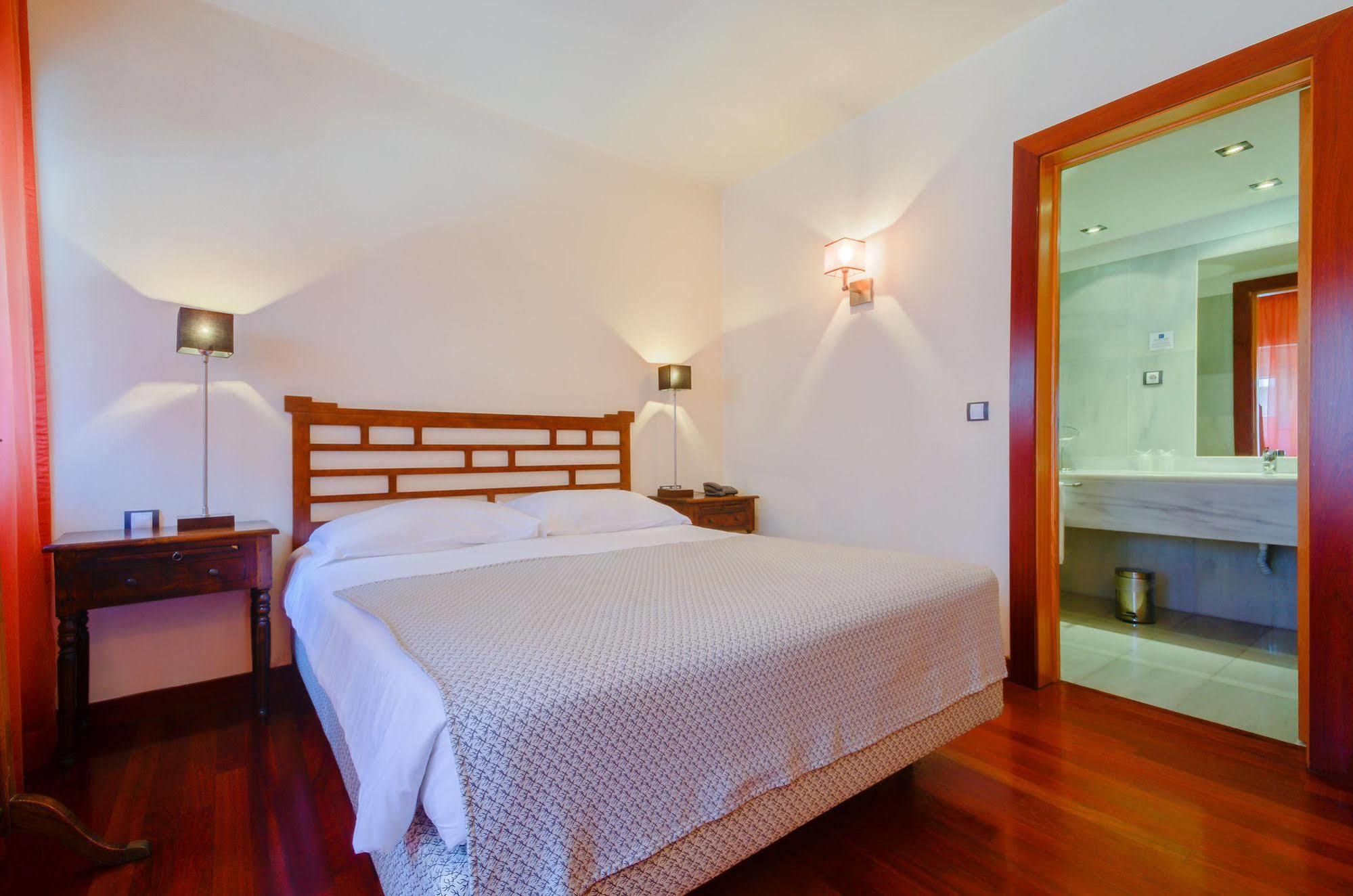 Hotel Principe Real Лиссабон Экстерьер фото